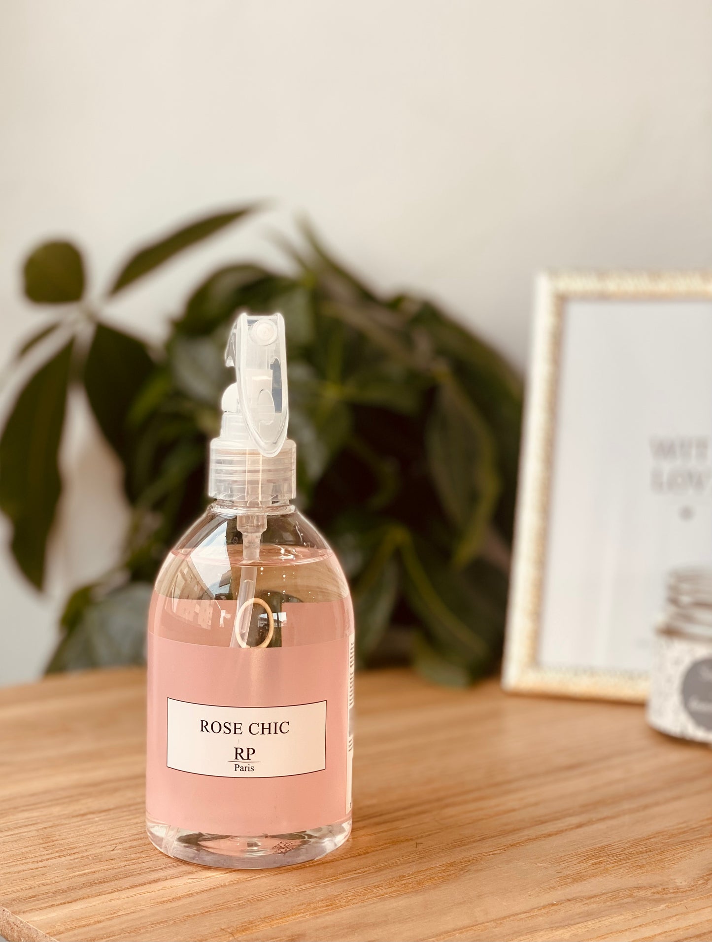 Spray textile rose chic 250 Ml -Rp paris