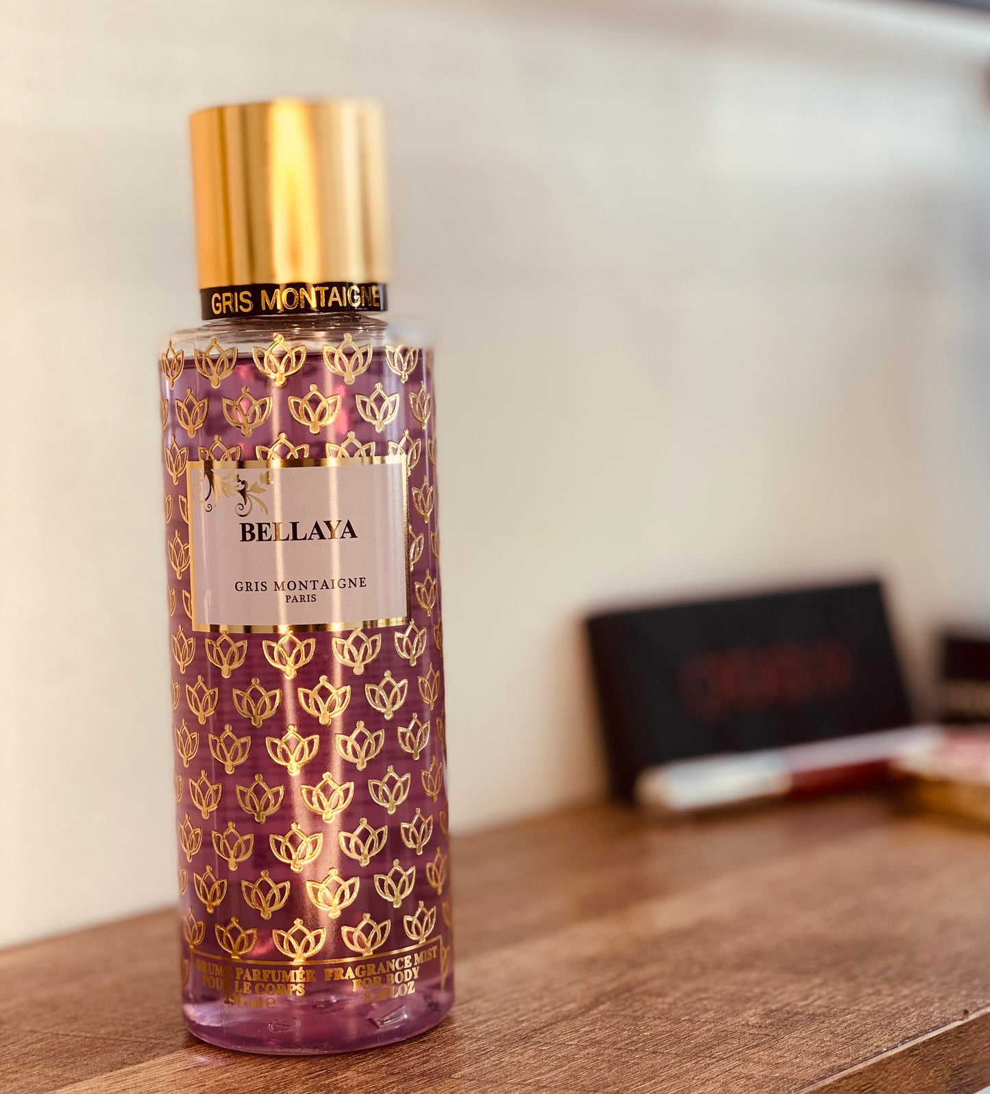 BRUME BELLAYA- GRIS MONTAIGNE PARIS